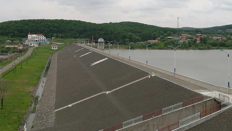 汪清水库土坝背水面碎石护坡工程